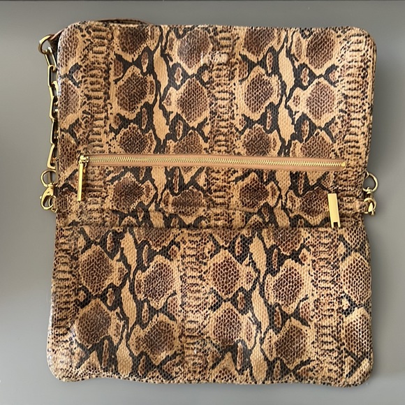 Tory Burch snake skin print clutch - Picture 6 of 10